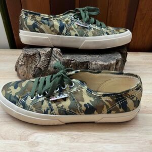 Superga Italian Satiny Canvas Camo Shoes Size 9W / 7.5M